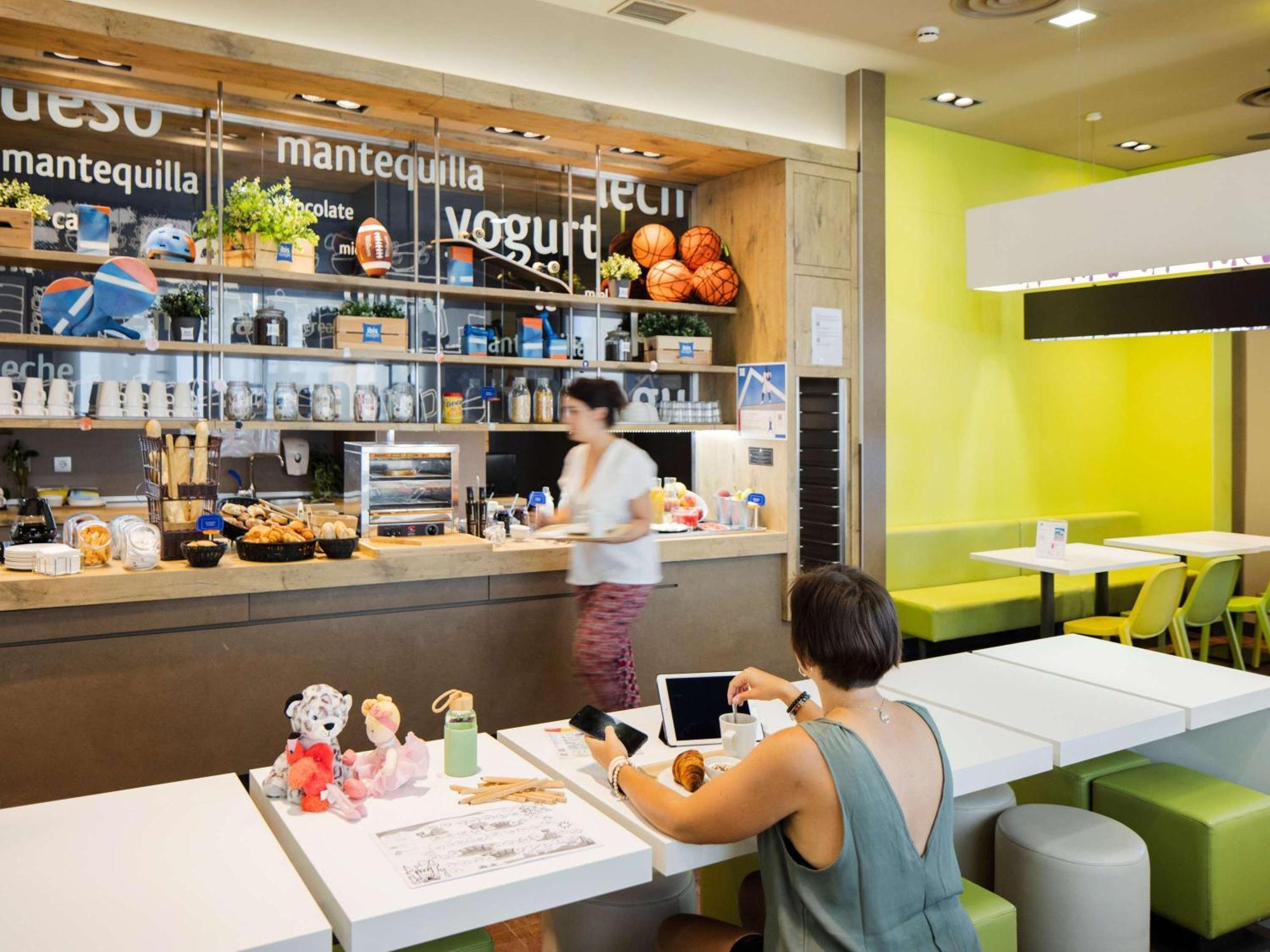 Ibis Budget Sevilla Aeropuerto Kültér fotó