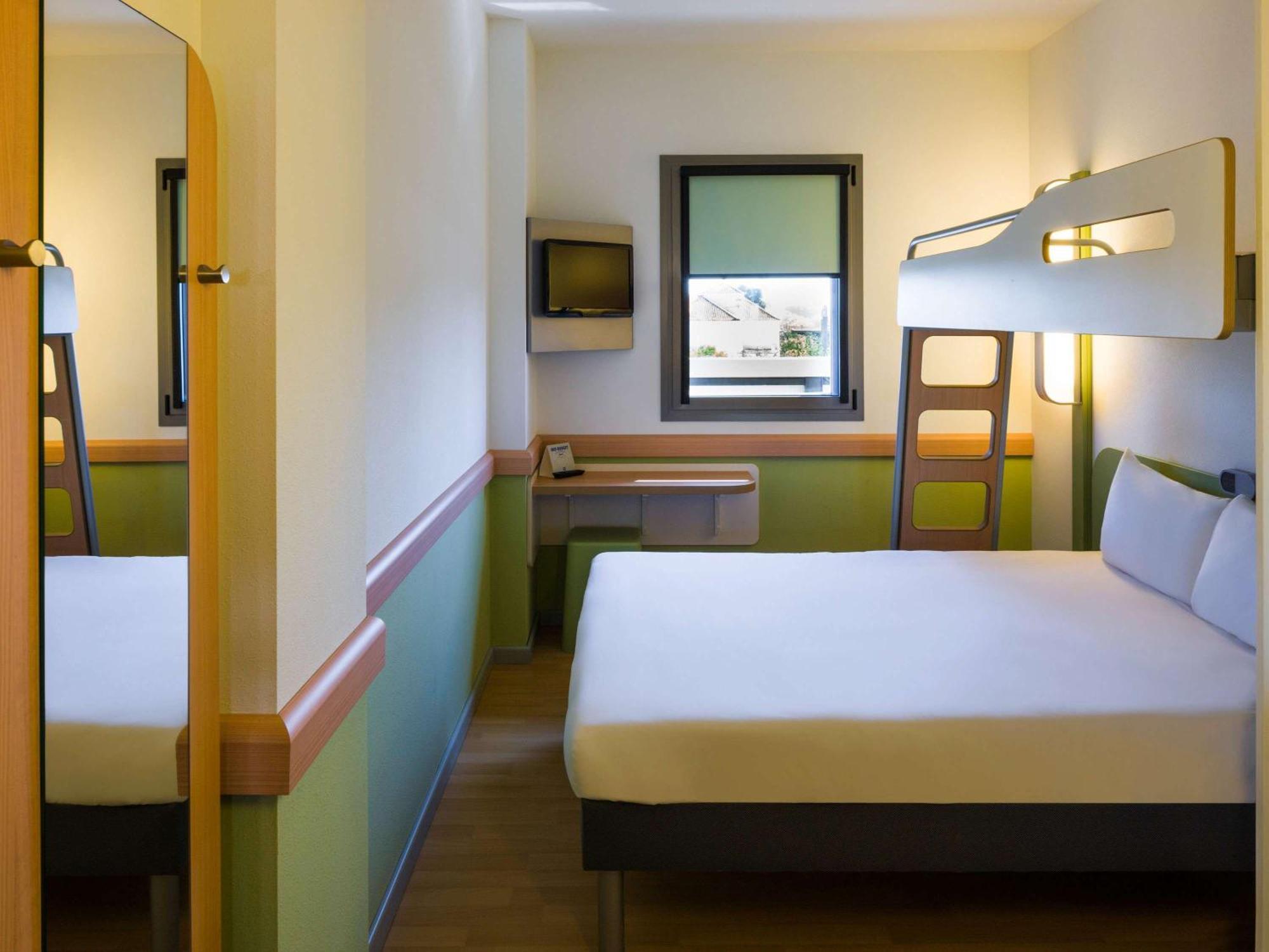 Ibis Budget Sevilla Aeropuerto Kültér fotó