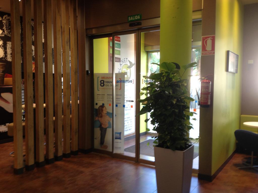 Ibis Budget Sevilla Aeropuerto Kültér fotó